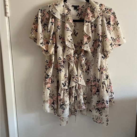 NWOT Torrid Top - Picture 6 of 8